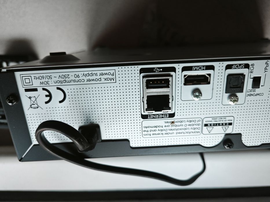 Tuner TV z pilotem