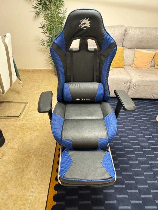 Cadeira Gamer c/ suporte lombar, apoio para pernas e inclinação 180º