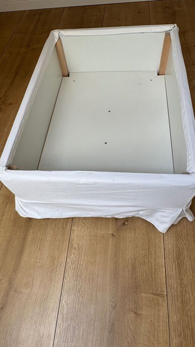 Pufa - podnóżek Ektrop ikea ze schowkiem