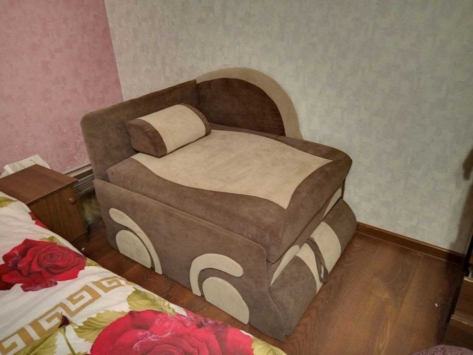 Продам диван дитячий