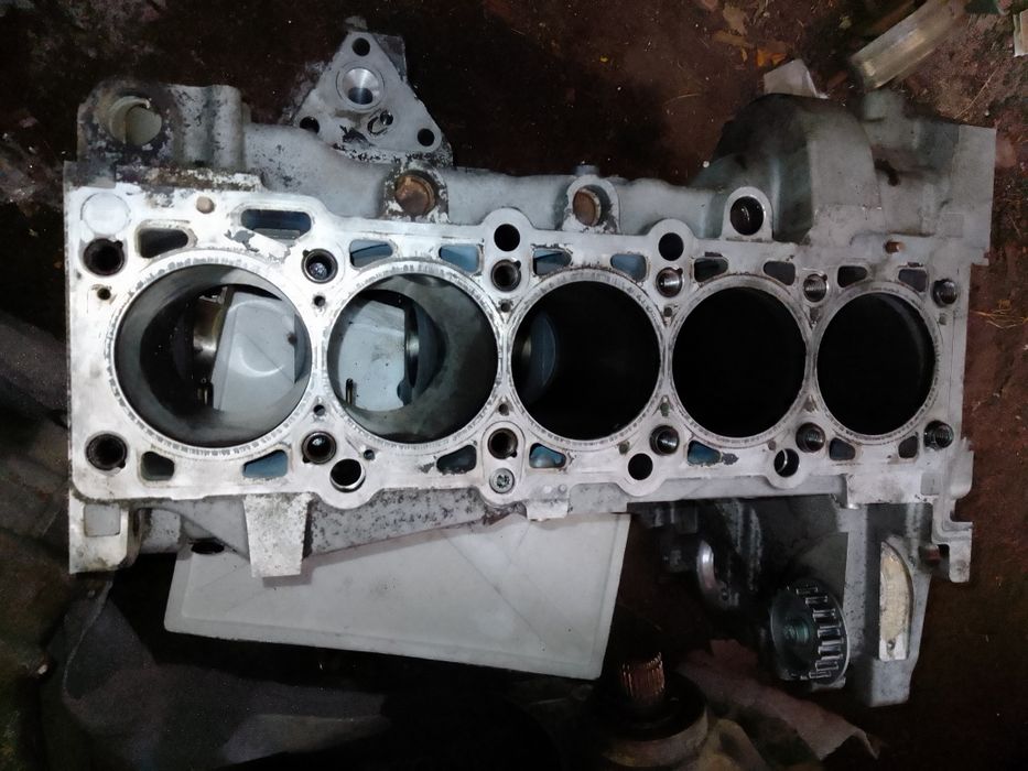 Разборка Volkswagen Transporter T 5 , Запчасти Фольксваген Т 5