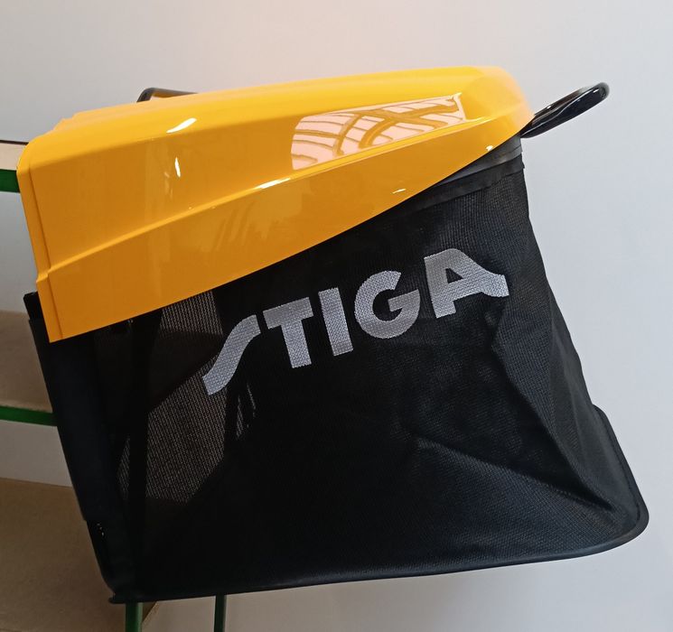 Traktorek kosiarka kosz na trawę Stiga  esteta