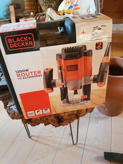 Tupia/ fresadora  BLACK + DECKER 1200W