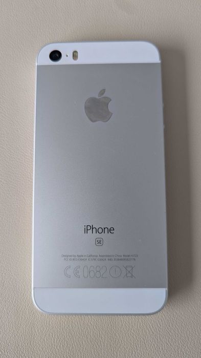 iPhone SE 32GB 1ª geração com bateria NOVA