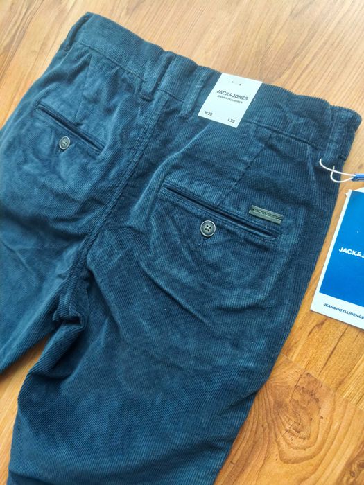 Jack & Jones spodnie męskie sztruksowe 29x32 (JLW8)