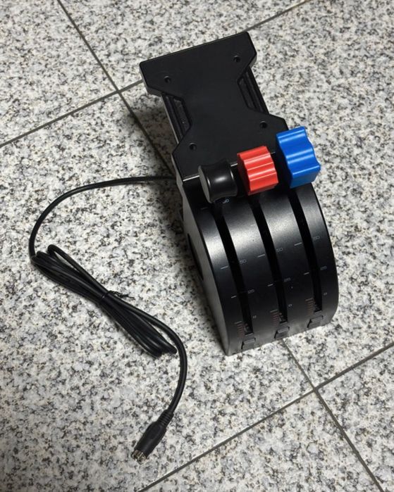 Flight Yoke System - Saitek Pro Flight