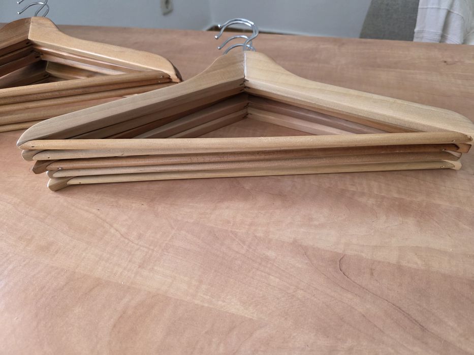 Pack 10 Cabides Madeira