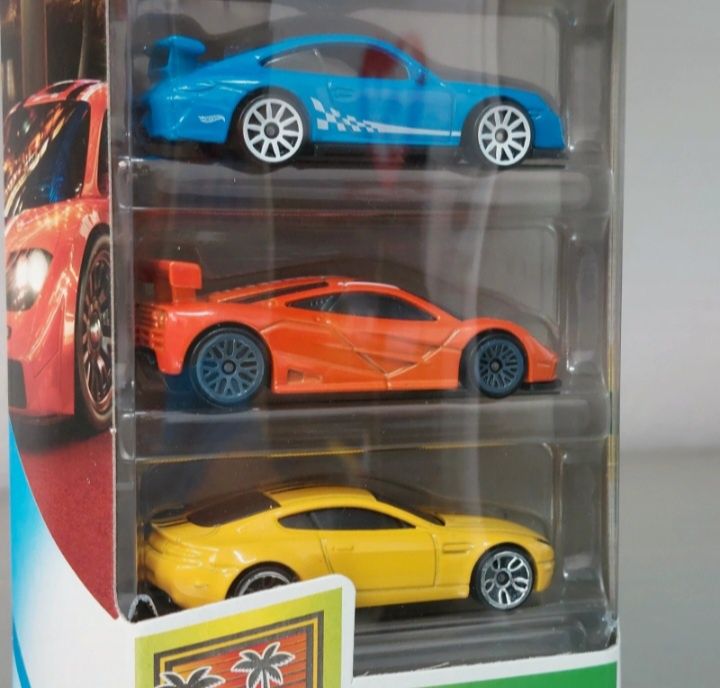 Hot wheels pack 5 miniaturas