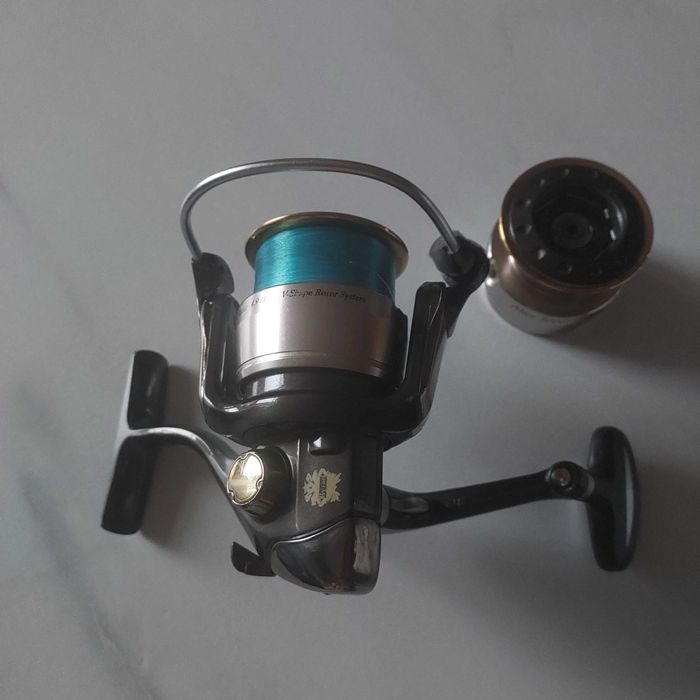 Kołowrotek Byron Alice 3000