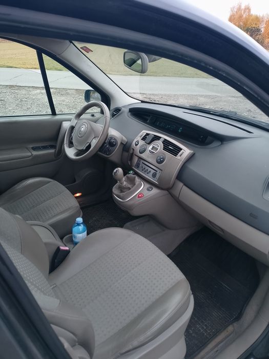 Renault scenic+gaz