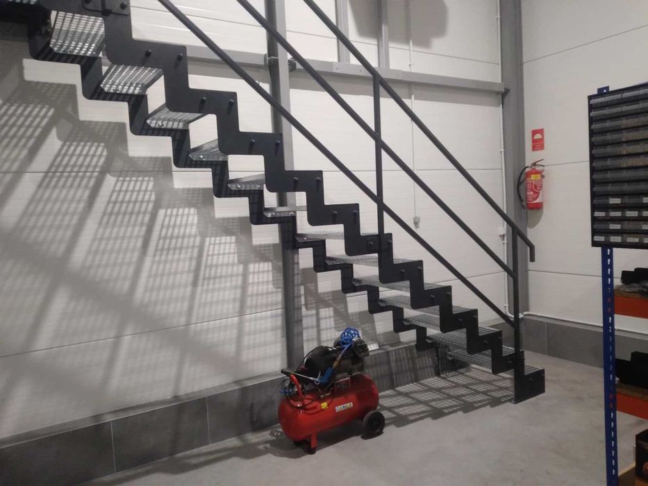 Schody metalowe, płoty metalowe, konstrukcje stalowe
