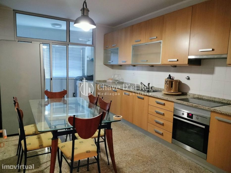Apartamento T3 Arrendamento em Viseu,Viseu
