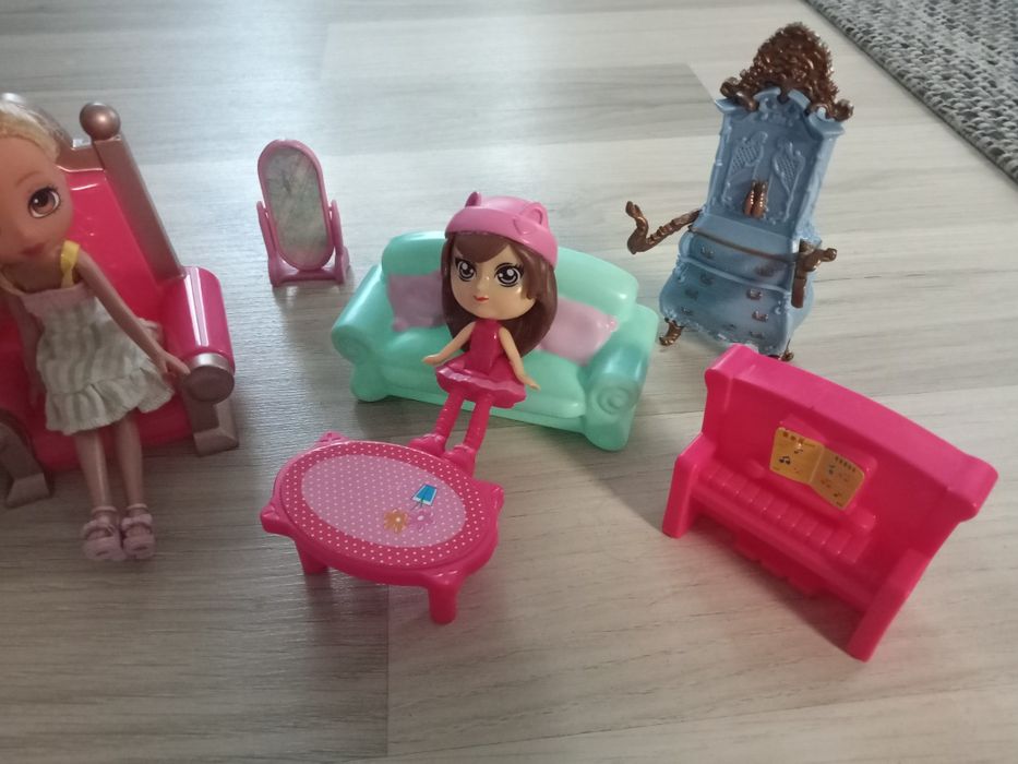 Lalki, mebelki, domek zestaw dla dziewczynki