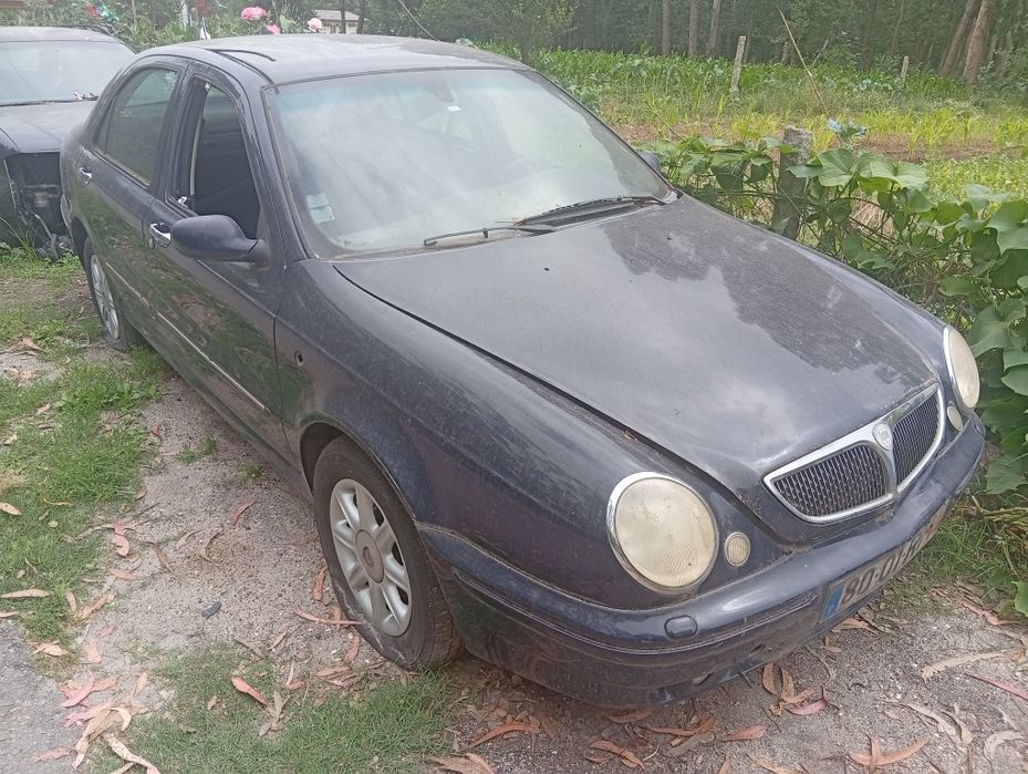 Lancia Lybra 1.9 JTD 105cv , só peças .
