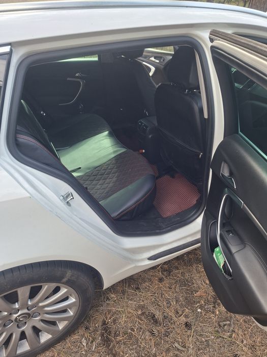 Продам opel insignia
