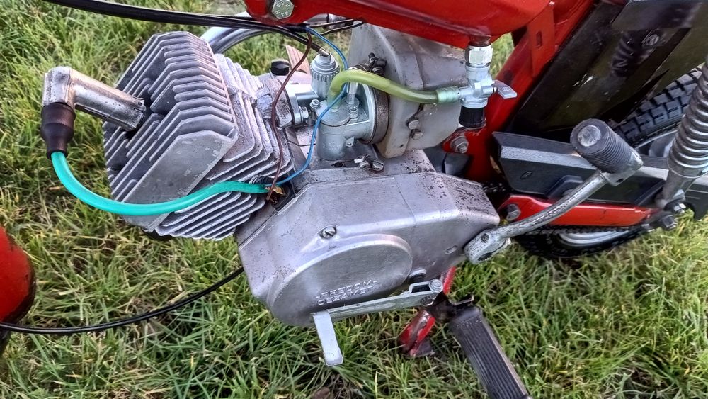 Motorynka zarejestrowana, zabytek, na chodzie Romet pony 301