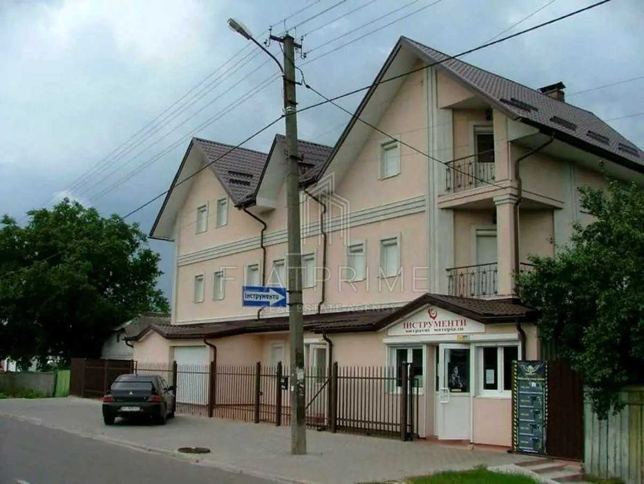 ТЕРМІНОВО!!! 3х поверхове комерційне приміщення 558м2 в Вишневом