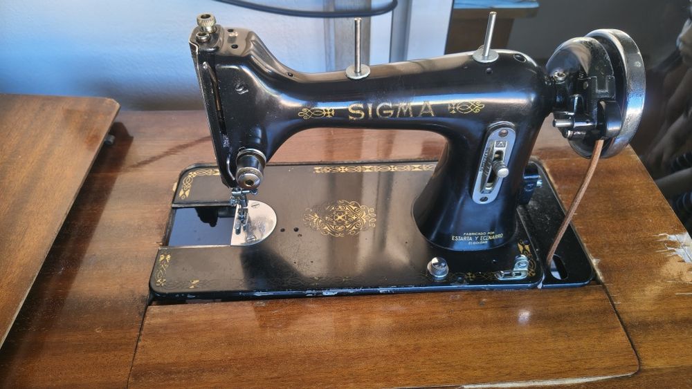 Máquina Costura Sigma Vintage