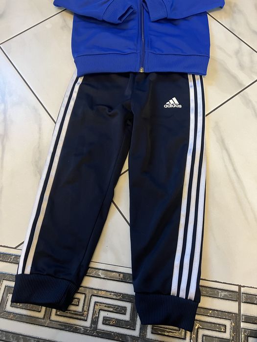 Костюм adidas 98р