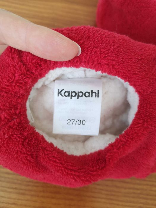Bambosze Kapcie dziecięce z Mikołajem r.27/30 KappAhl