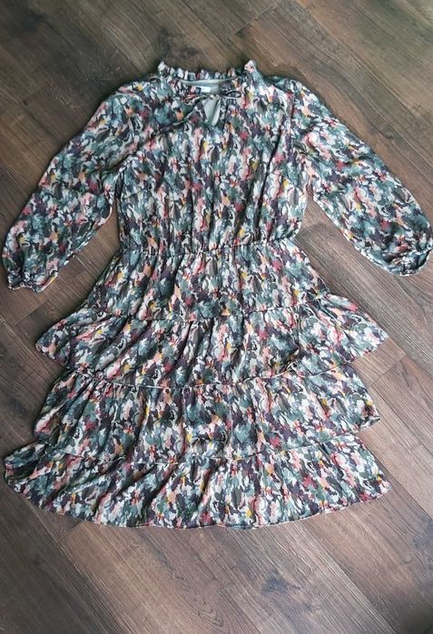 Sukienka długi rękaw