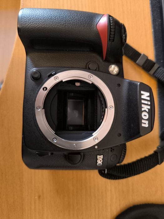 Nikon d90 para reparar ou peças