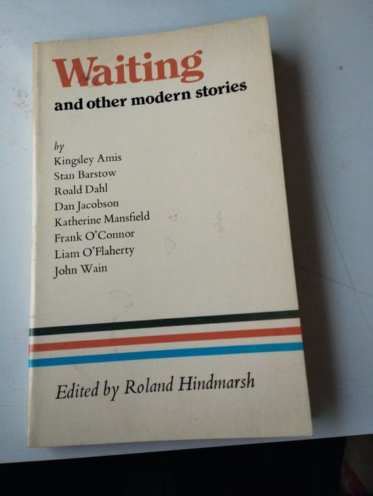 Livro "Waiting and other modern Stories"