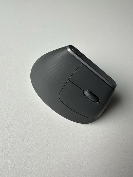 Mysz ergonomiczna wertykalna Logitech MX Vertical