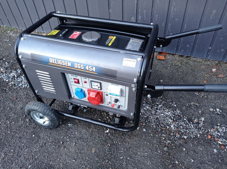 Генератор бензиновий трифазний, 3,8-6,7кВт