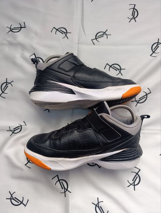 Кросівки Nike Jordan Max Aura 5