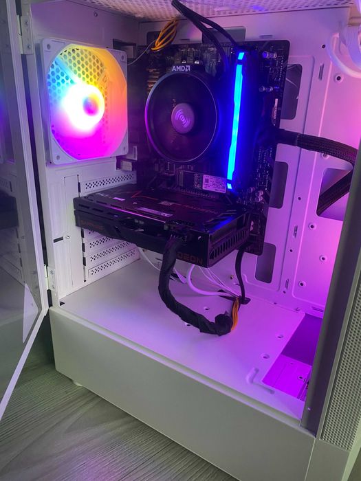 Komputer gamingowy - Ryzen 5 3600, RX 6600 8GB, 16GB DDR4, SSD