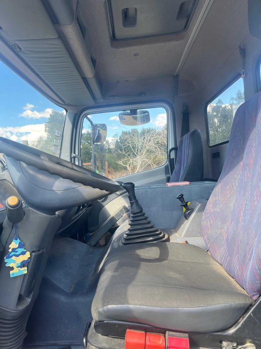 Camião 19ton com grua Fassi F110