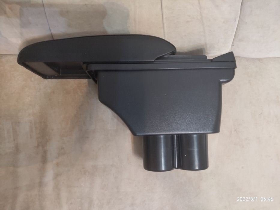 Подлокотник, підлокітник Suzuki jimny, зузуки джимни