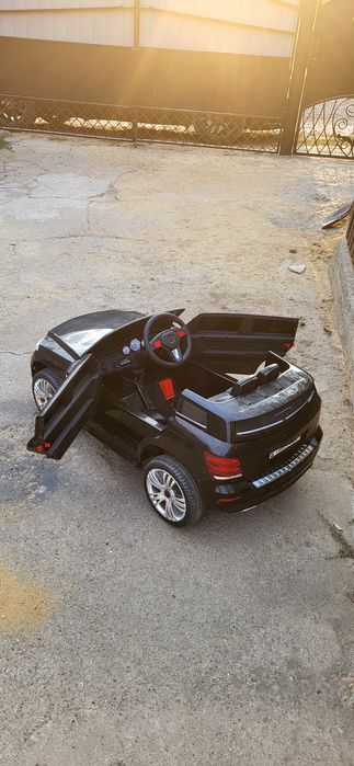 Автомобіль дитячий