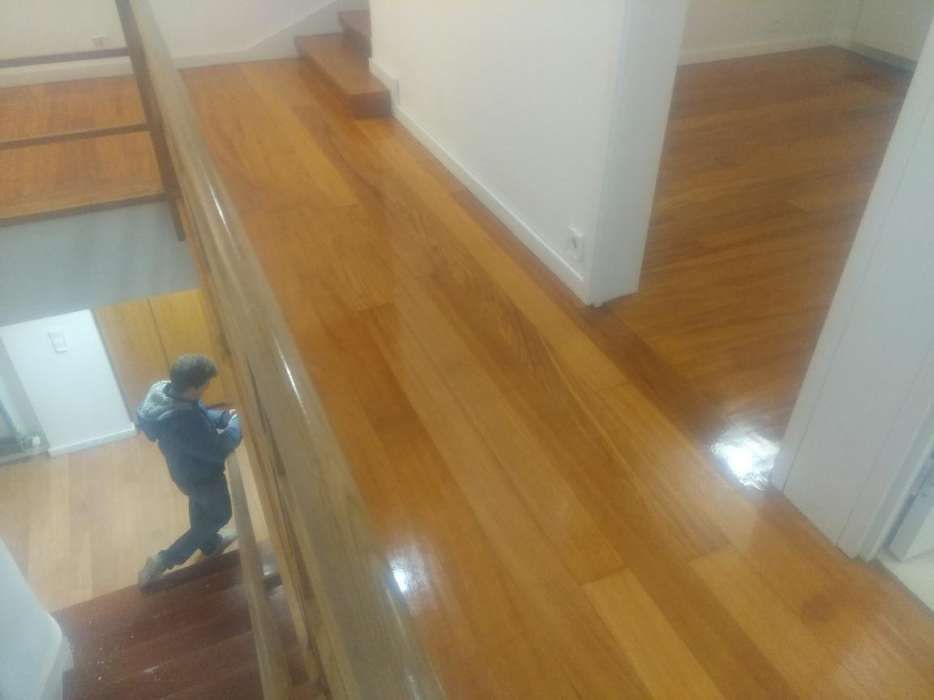 Executa se qualquer chão em madeira