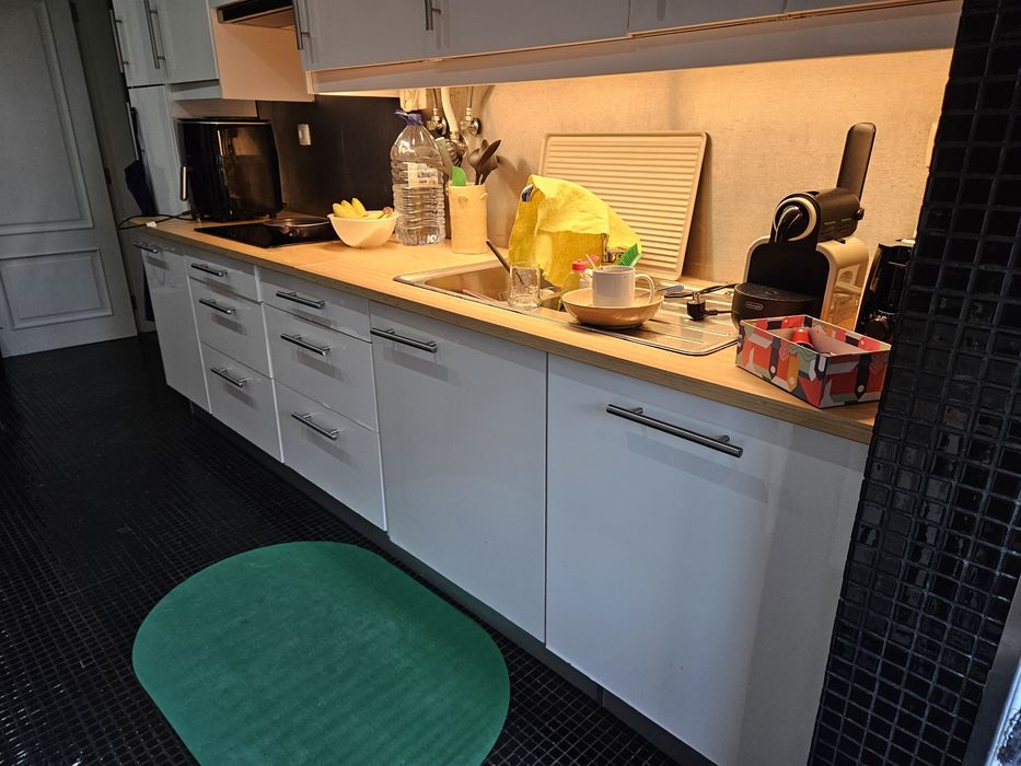 Apartamento Fantástico apartamento com três quartos e três  cas de banho
