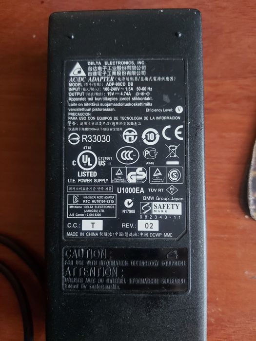 Блок живлення до ноута 19в 4,74А