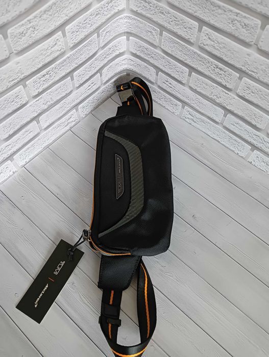 Сумка бананка Tumi McLaren многофункциональная сумка через плечо.