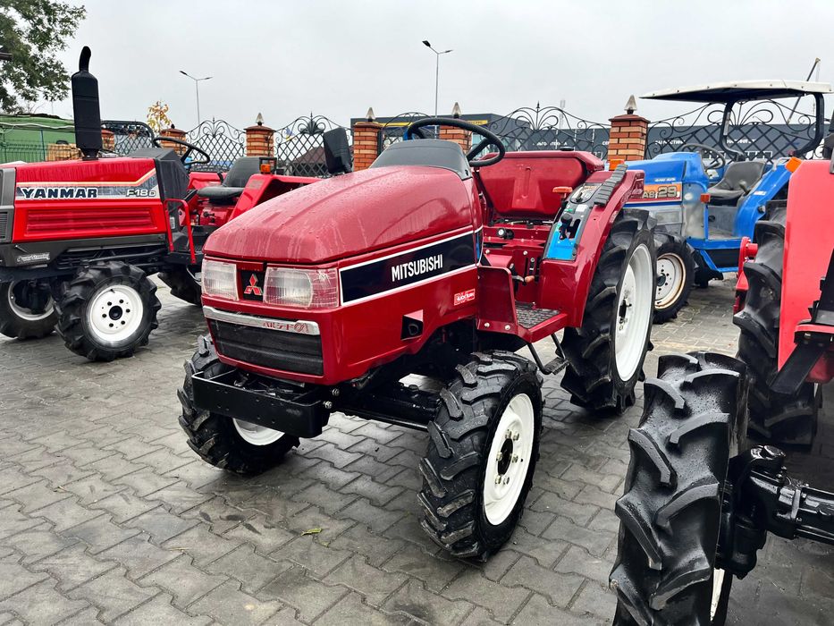 Японський мінітрактор MITSUBISHI MT205D