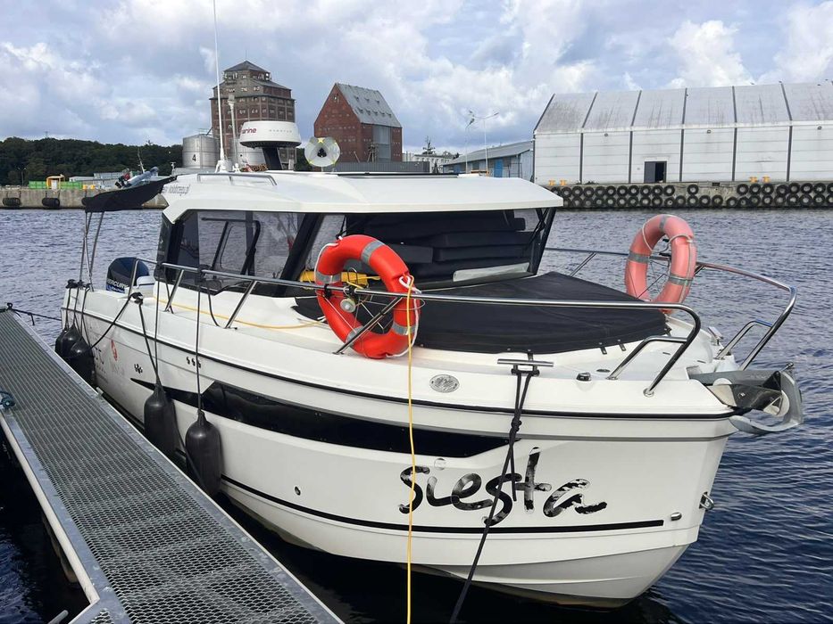 Jacht motorowy Parker Explorer 920 Max