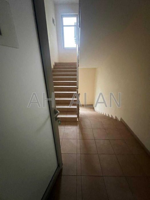 Оренда  офісу на вулиці Спаській. Поділ