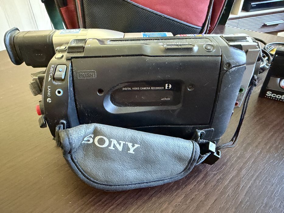 Kamera Sony TRV 110 E Pal