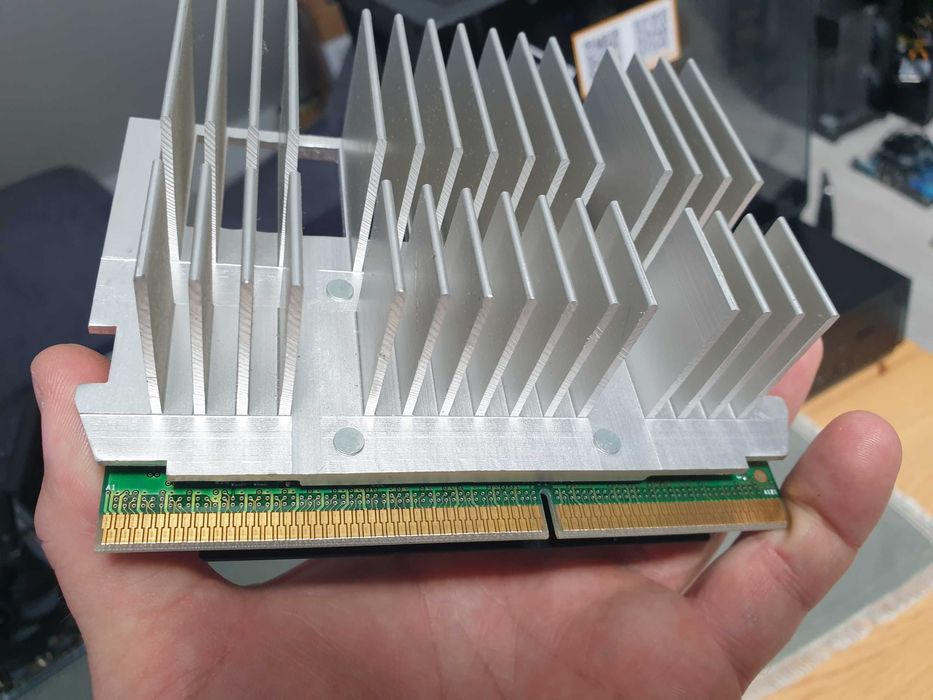 INTEL PENTIUM II SL357 400MHz 400/512/100/2.0V SLOT1 L2 512KB