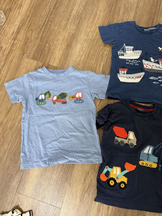 Футболки Next на 4-5 років