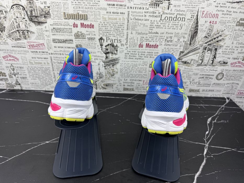 Кроссовки Asics GEL-CUMULUS 16 Розмір 40 / Original Взуття