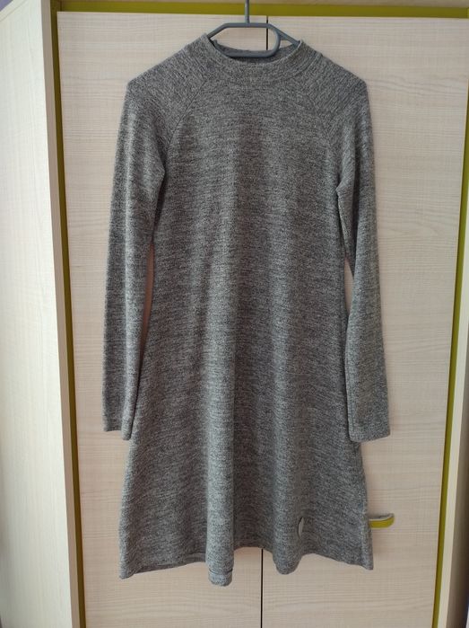 Sukienka damska z elementem serduszka