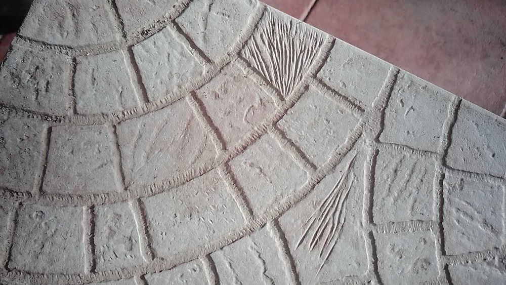 Calçada Portuguesa (bege).Pavimento cerâmico