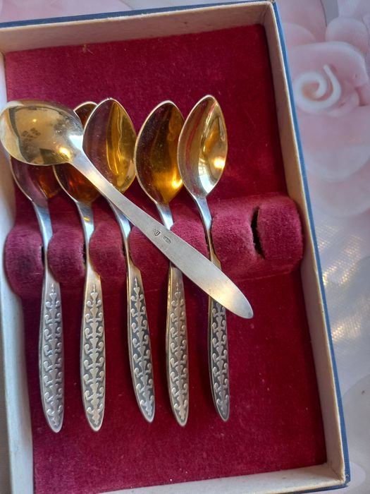 Набор серебрянних кофейних  ложек