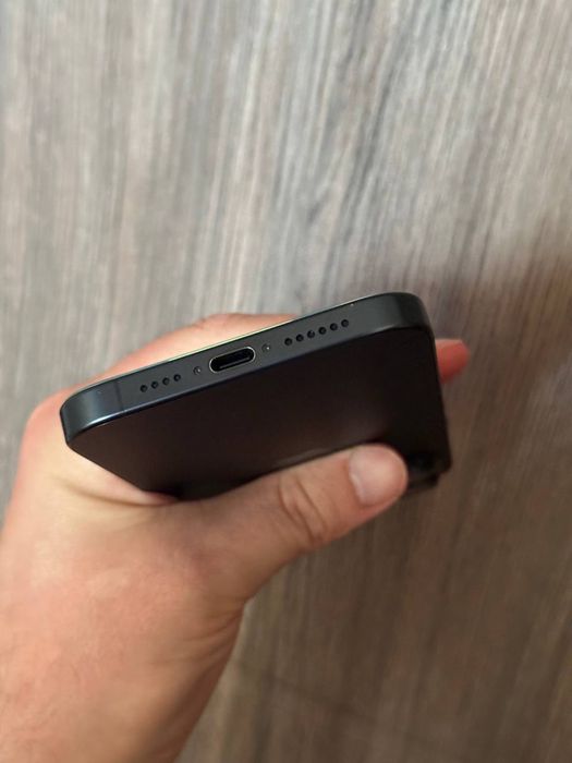 Продаю IPhone 15 PRO MAX 1 Tb Neverlock
