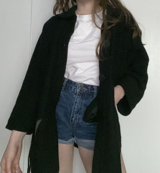 Czarny kardigan 30% wełna